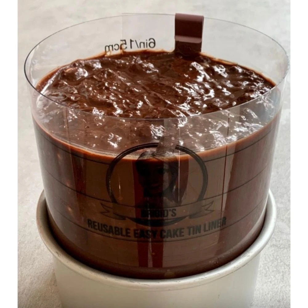 Brigid's Cake Room Round Chocolate Biscuit Cake Tin Liner Kit