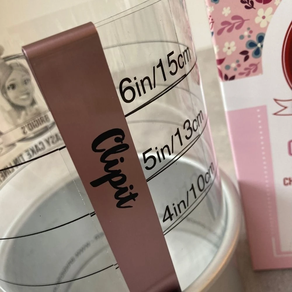 Brigid's Cake Room Round Chocolate Biscuit Cake Tin Liner Kit